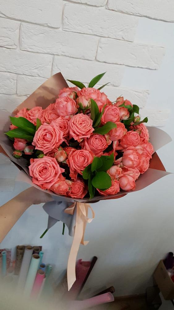 Букет цветов из: Розы в Большая Вруда