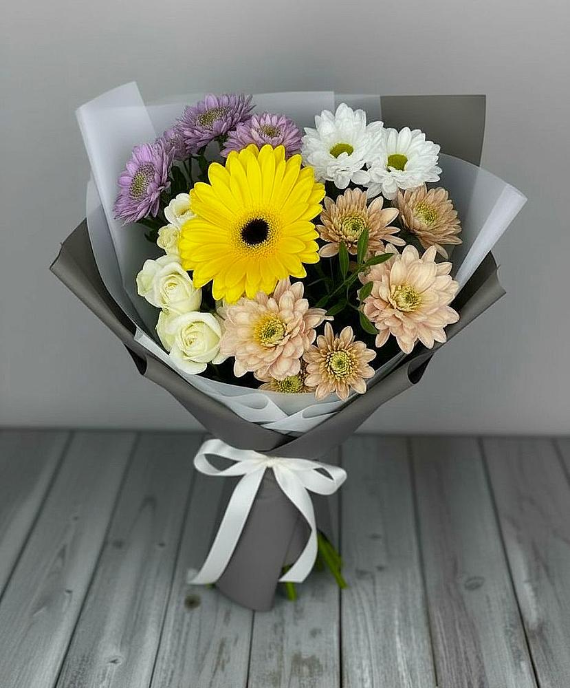 Букет цветов из: Розы, Герберы и Хризантемы в Большая Вруда