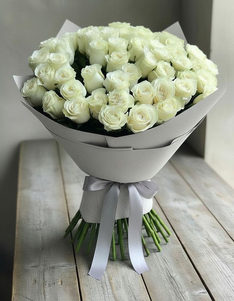Букет 35 Белых роз в Большая Вруда