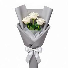 Букет 3 белые розы в Большая Вруда