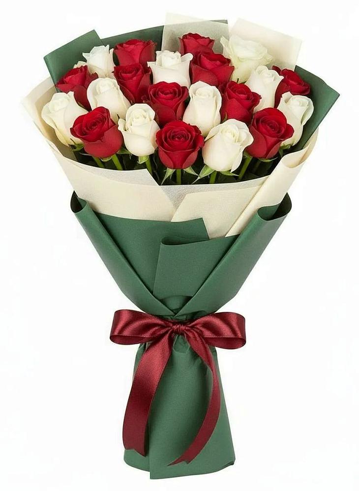 Букет Микс из красных и белых роз в Большая Вруда