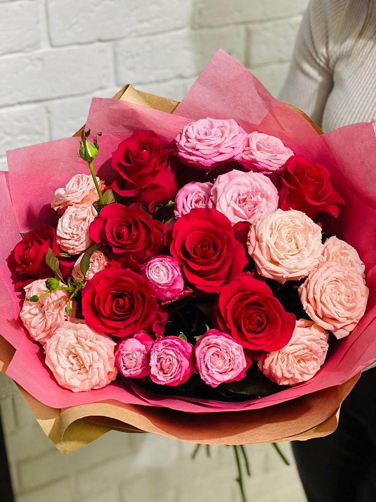 Букет цветов из: Розы в Большая Вруда