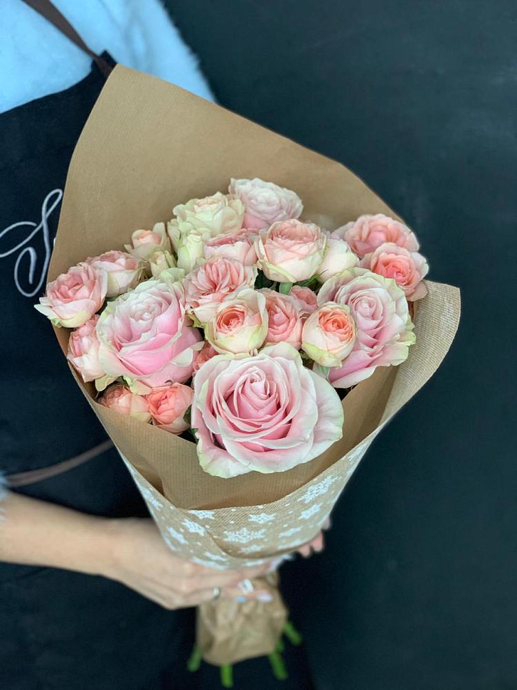 Букет цветов из: Хризантемы и Розы в Большая Вруда