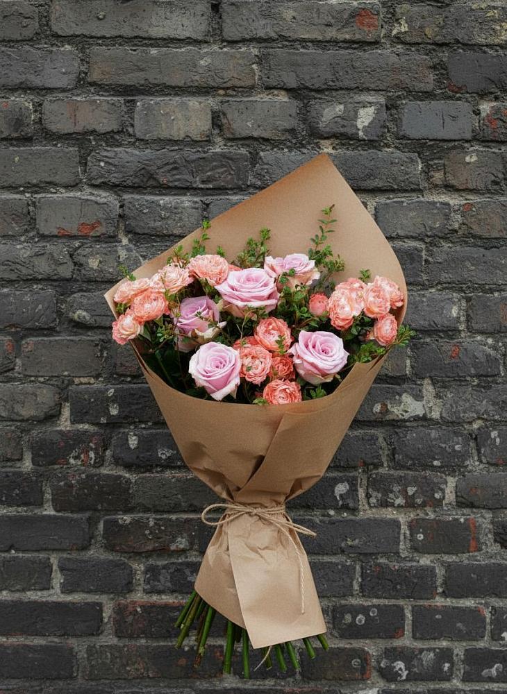 Букет цветов из: Розы в Большая Вруда