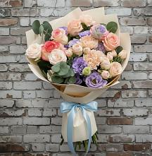 Букет цветов из:  Розы, Лизиантусы и Гвоздики в Большая Вруда